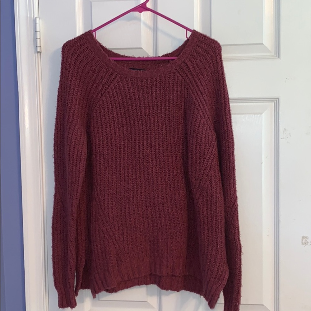 Maroon sweater